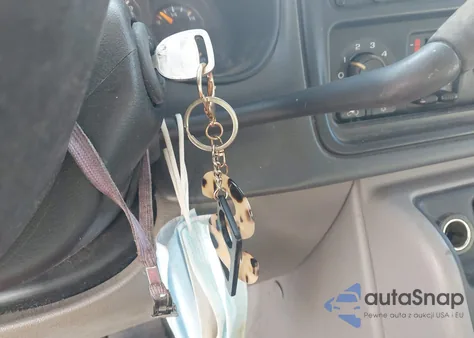 2004 Chevrolet Suburban 1500 Ls from USA, damaged, VIN 1GNEC16Z74J240971